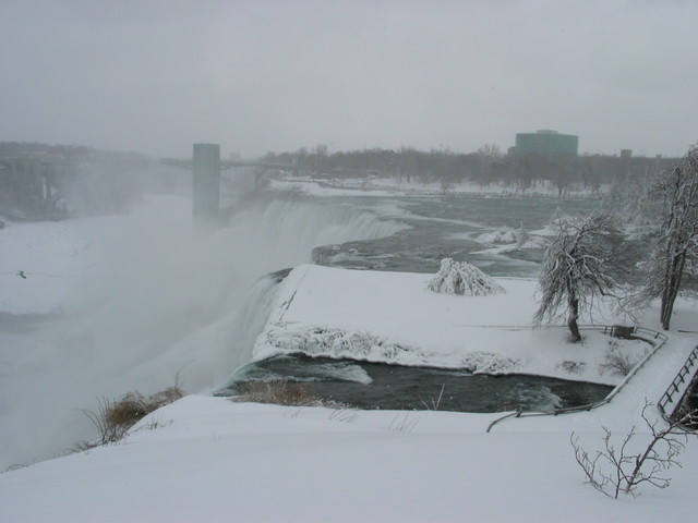 Niagra-Mar2005 067